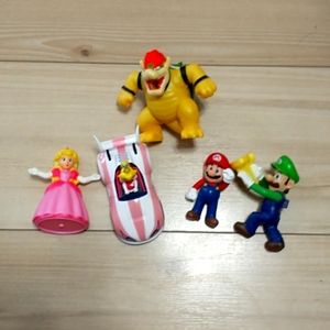 Super Mario lot